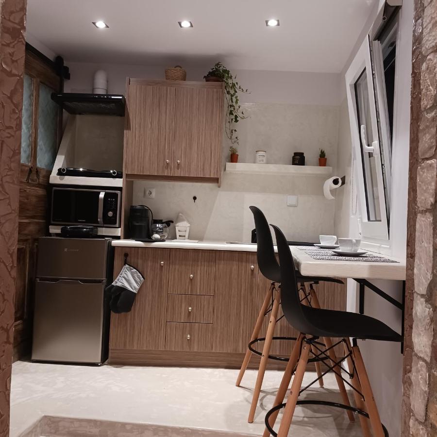 KouvarásBoutique Eptalofos 15Min From Airport And Seaアパートメント エクステリア 写真